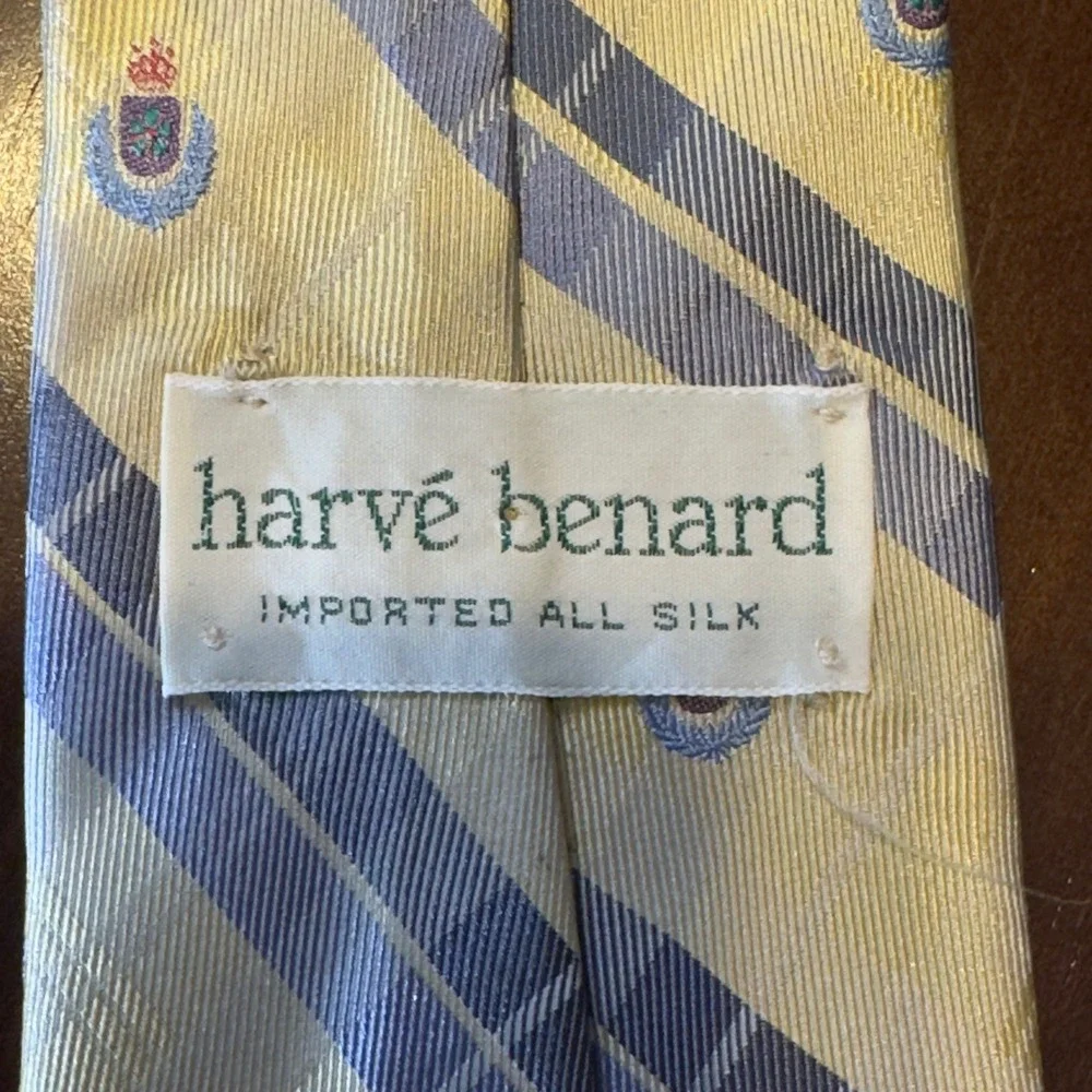 1417 | Harve Benard Silk Plaid Crest Embroidered Necktie Yellow Blue Mens OS